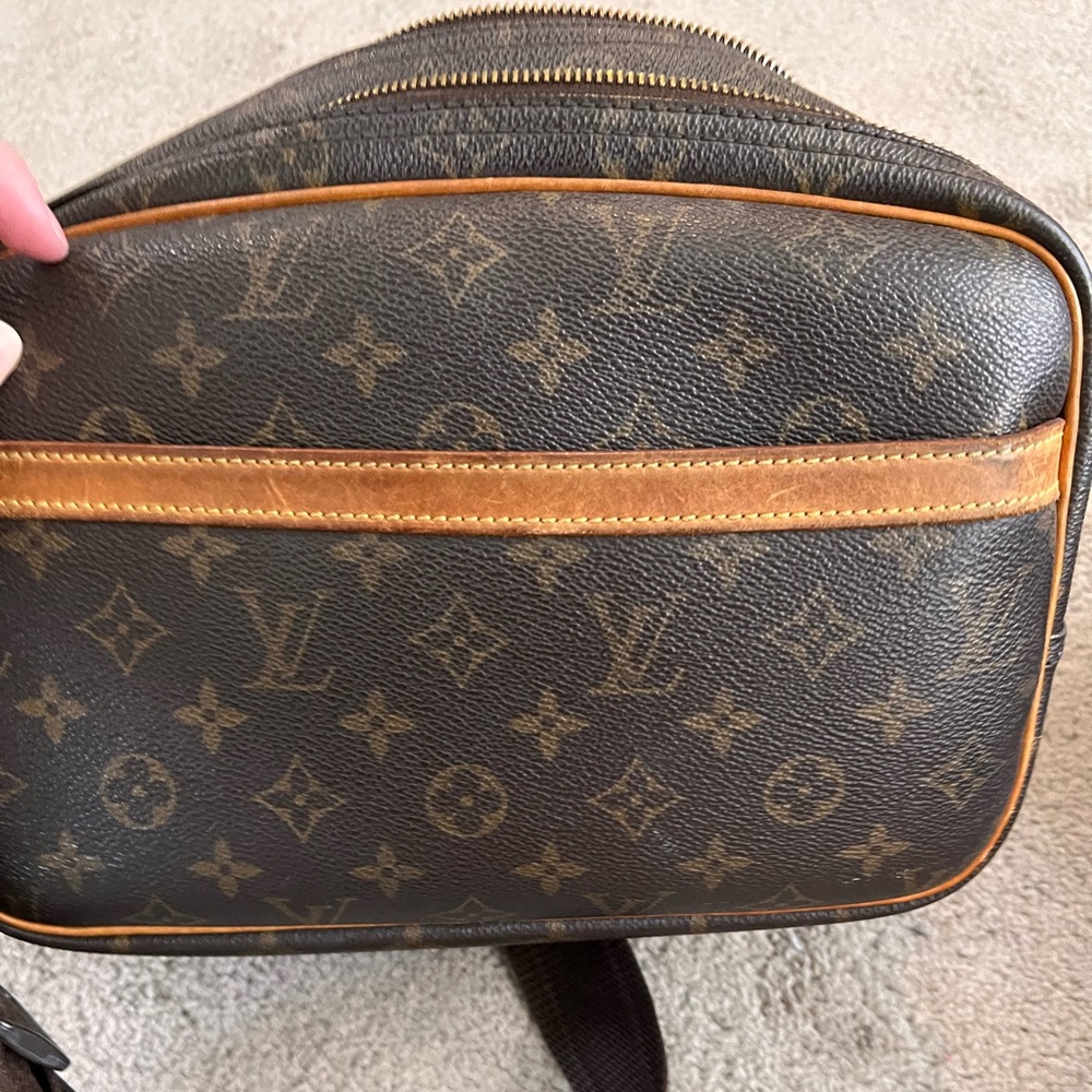 SOLD Louis Vuitton monogram crossbody reporter bag